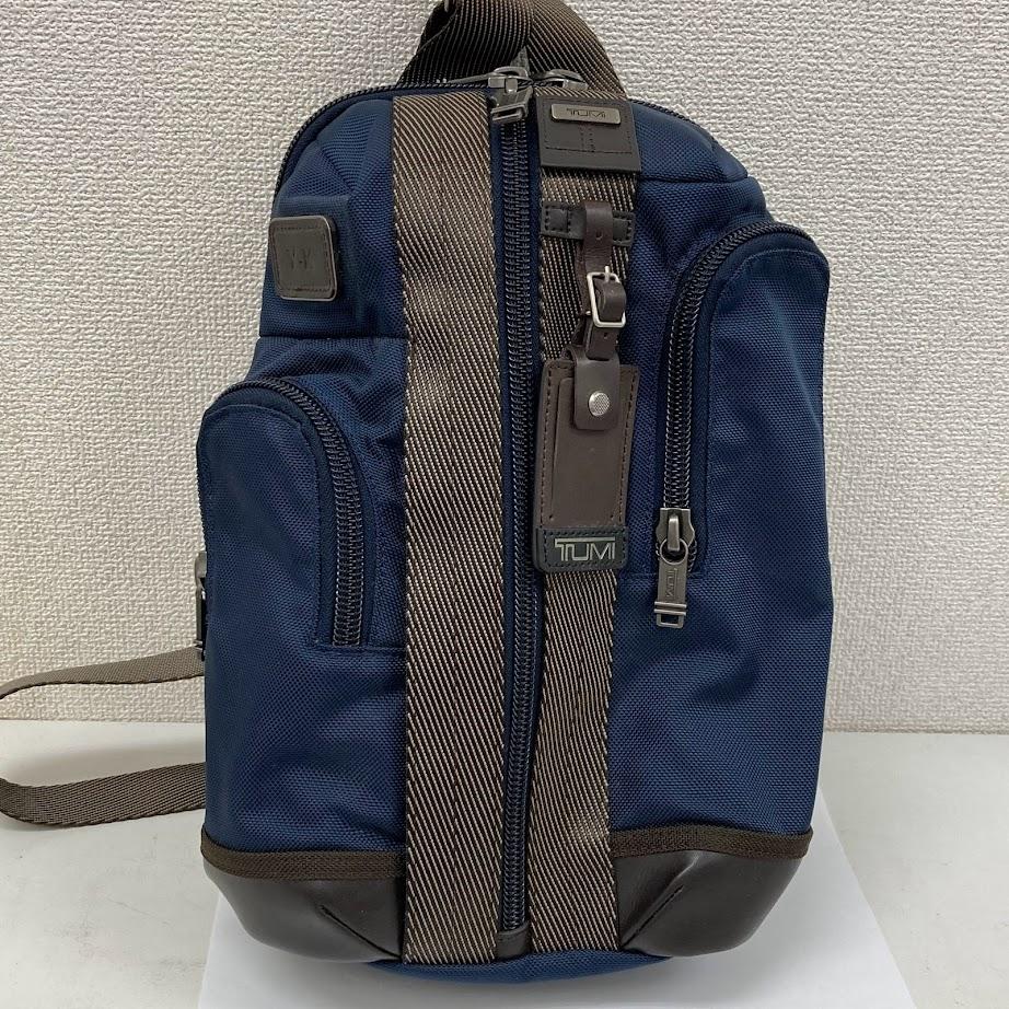 TUMI ボディバッグ
