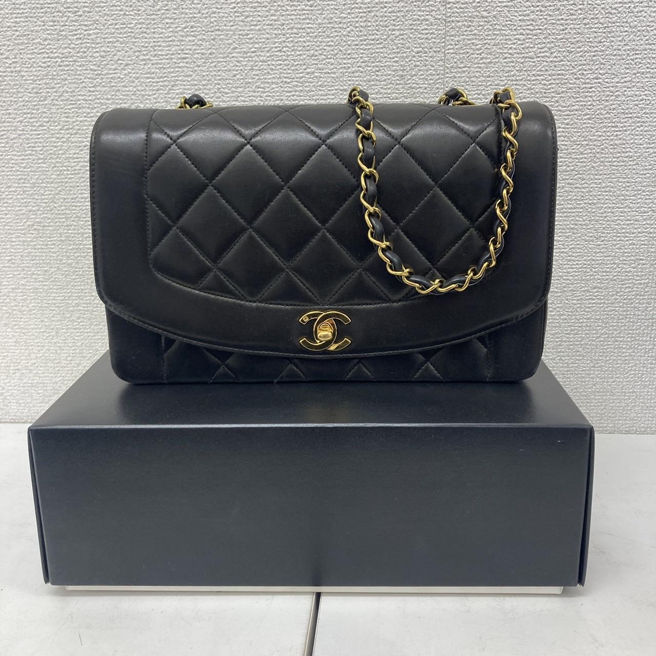 CHANEL　ダイアナ25　チェーンショルダー