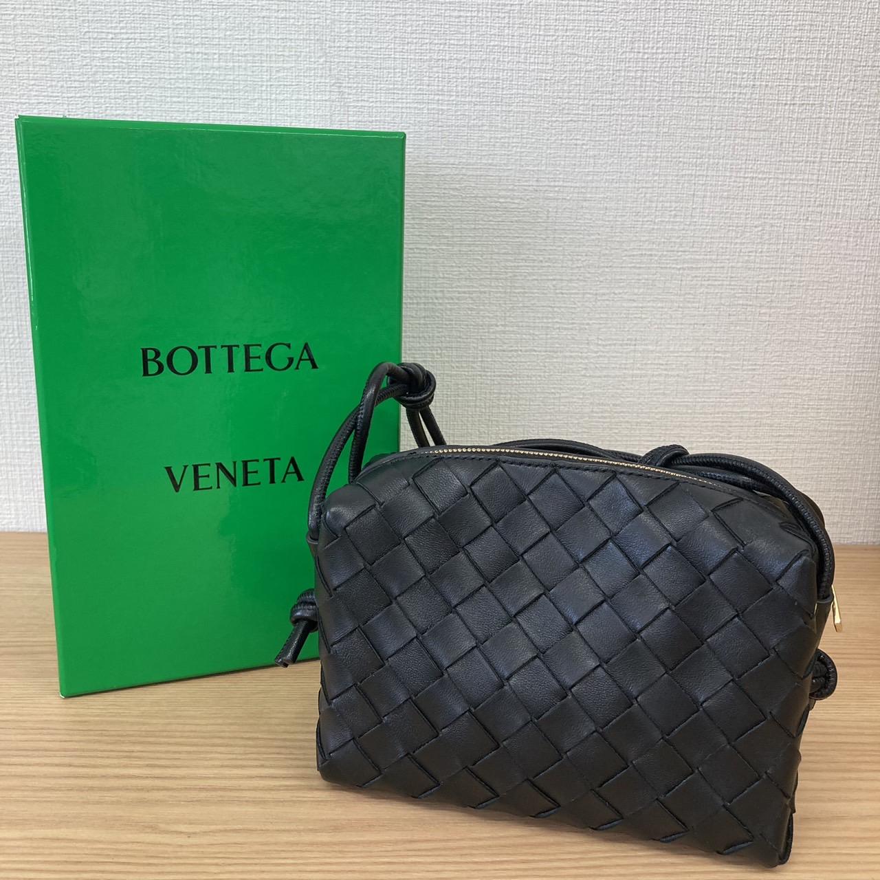 BOTTEGA VENETA ループショルダーミニ