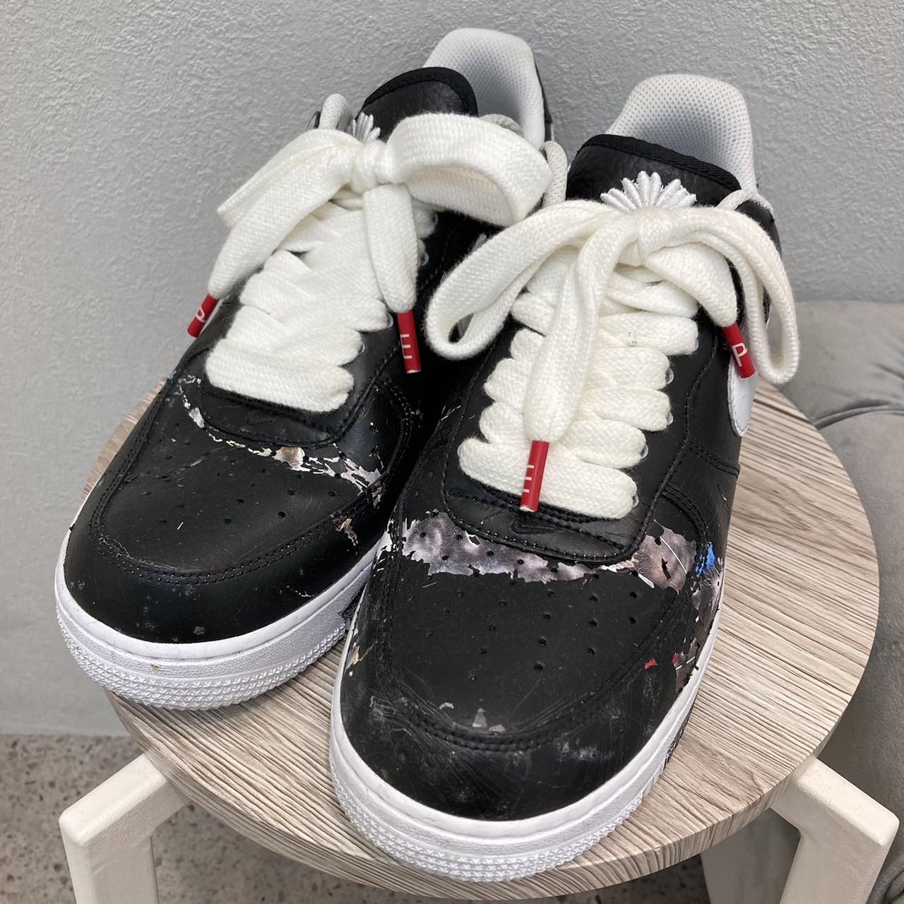 NIKE peace minus one paranoise