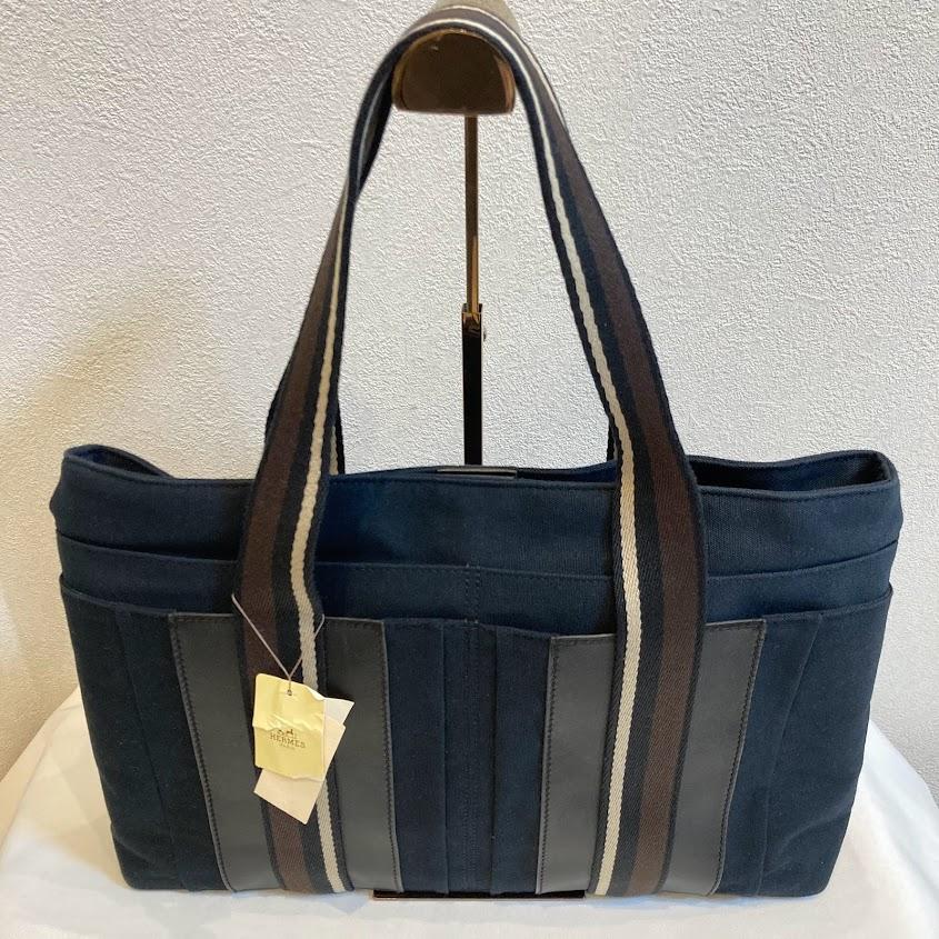 エルメス トロカホリゾンタルMM BK