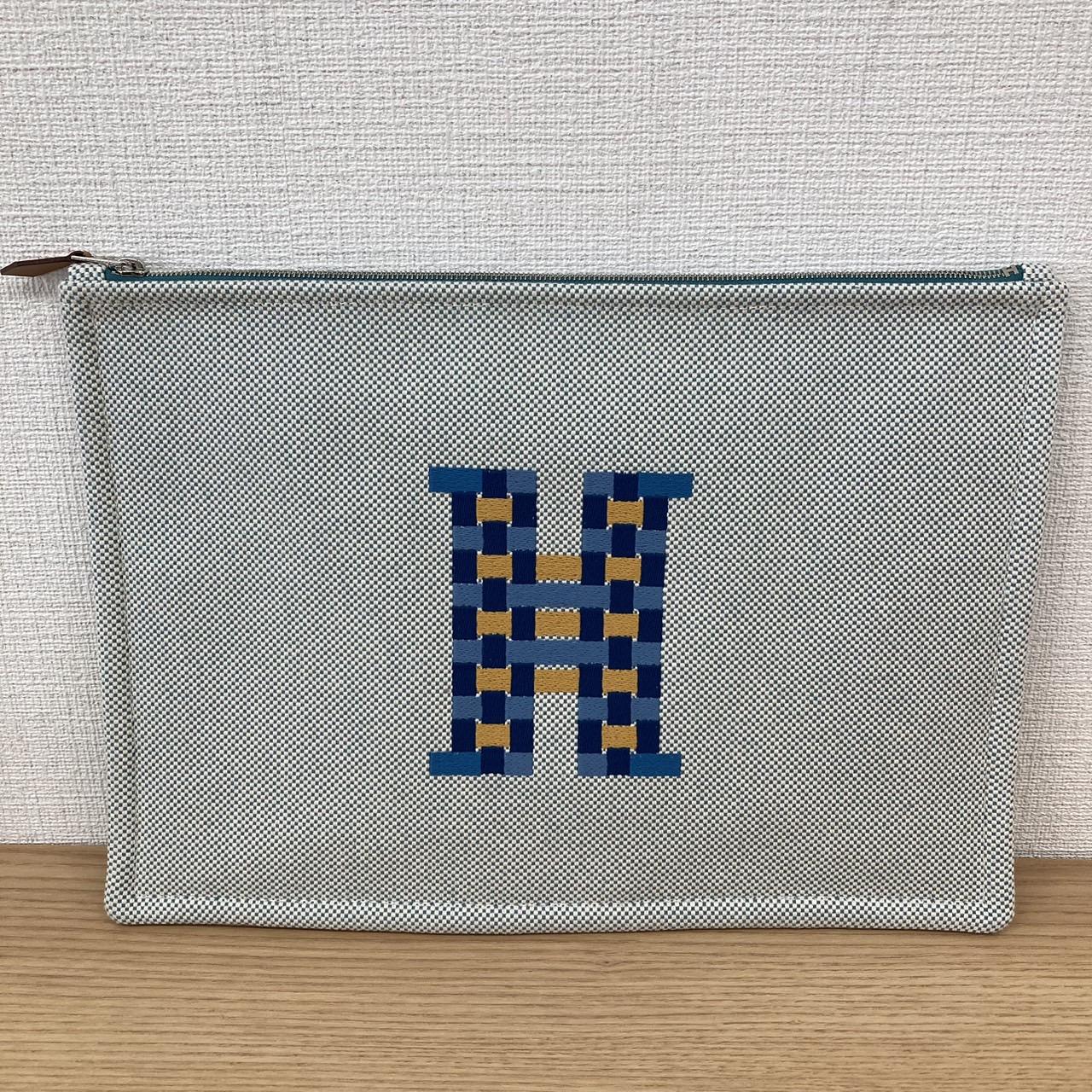 Hermès　Hティサージュ　クラッチバッグ