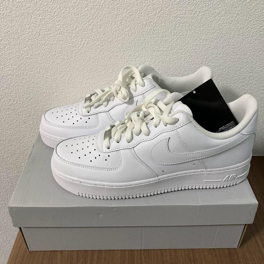 NIKE AIR FORCE 1 07 28cm