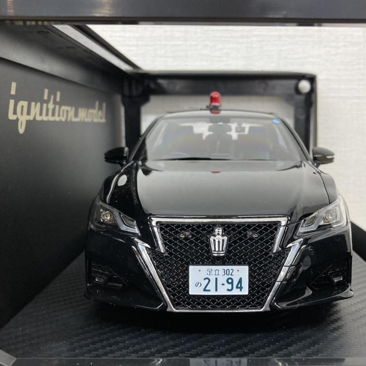 1/18 TOYOTA クラウンアスリート 警視庁高速道路交通警察隊 ミニチュアカー