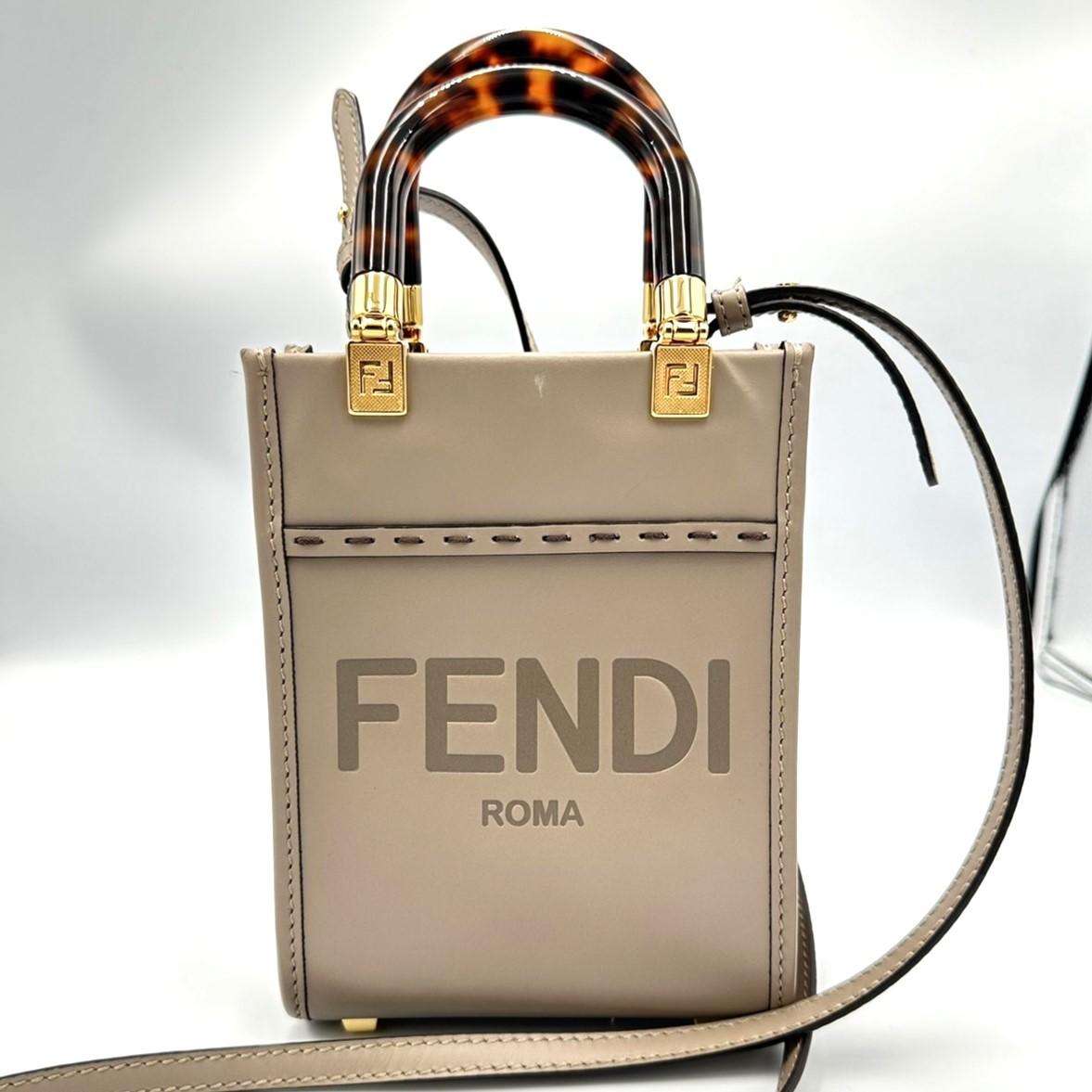 FENDI フェンディ 8BS051 サンシャインショッパースモールショルダー