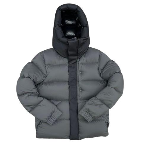 MONCLER マデイラ ダウンジャケット