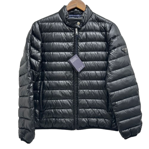 PRADA プラダ レディース トライアングルロゴ 三角ロゴプレート ナイロンダウンジャケット