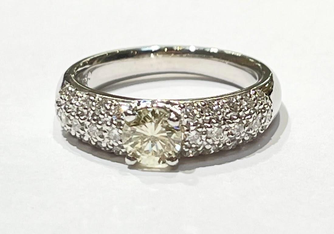 Pt900 ダイヤモンドリング D0.50ct D0.542ct 7.09g