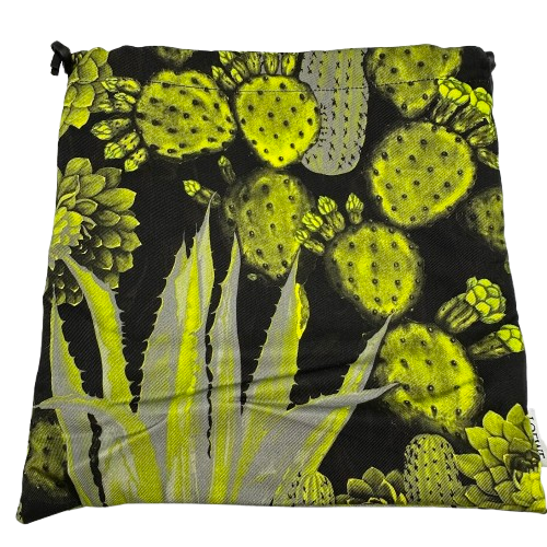 ロエベ 巾着バッグ(サボテンモチーフ)