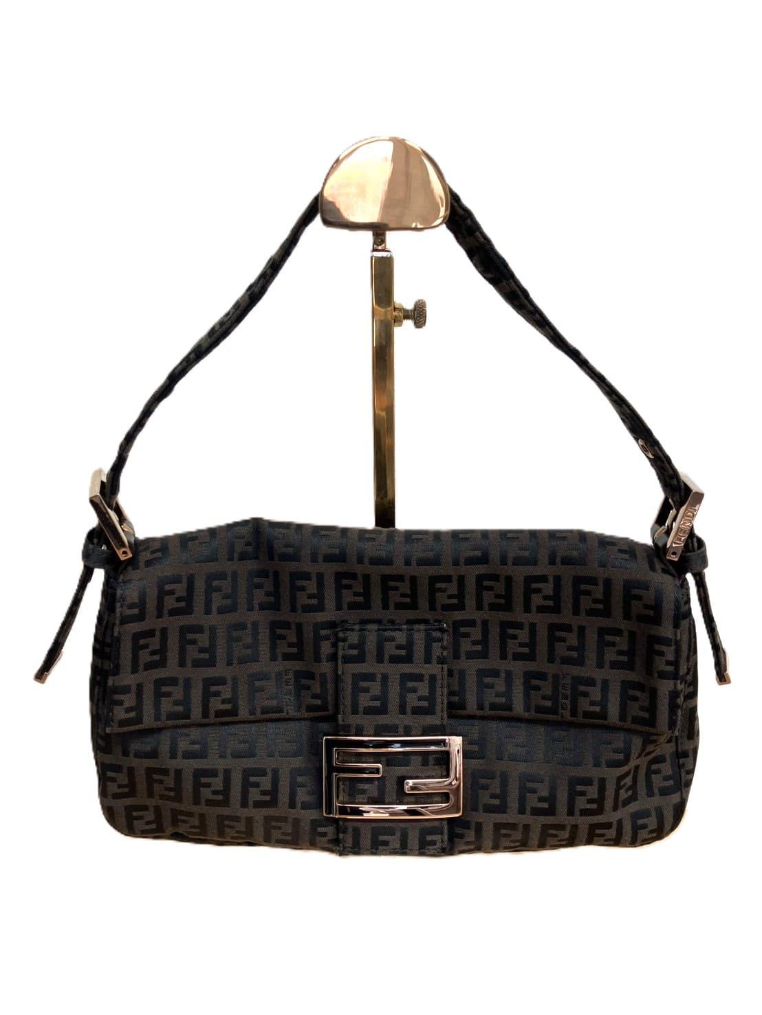 FENDI フェンディ マンマバケット