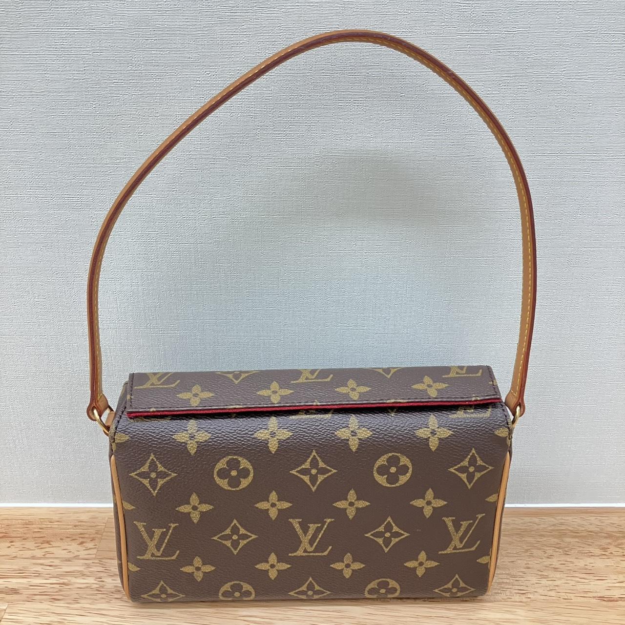 ルイ・ヴィトン　モノグラム レシタル 　M51900