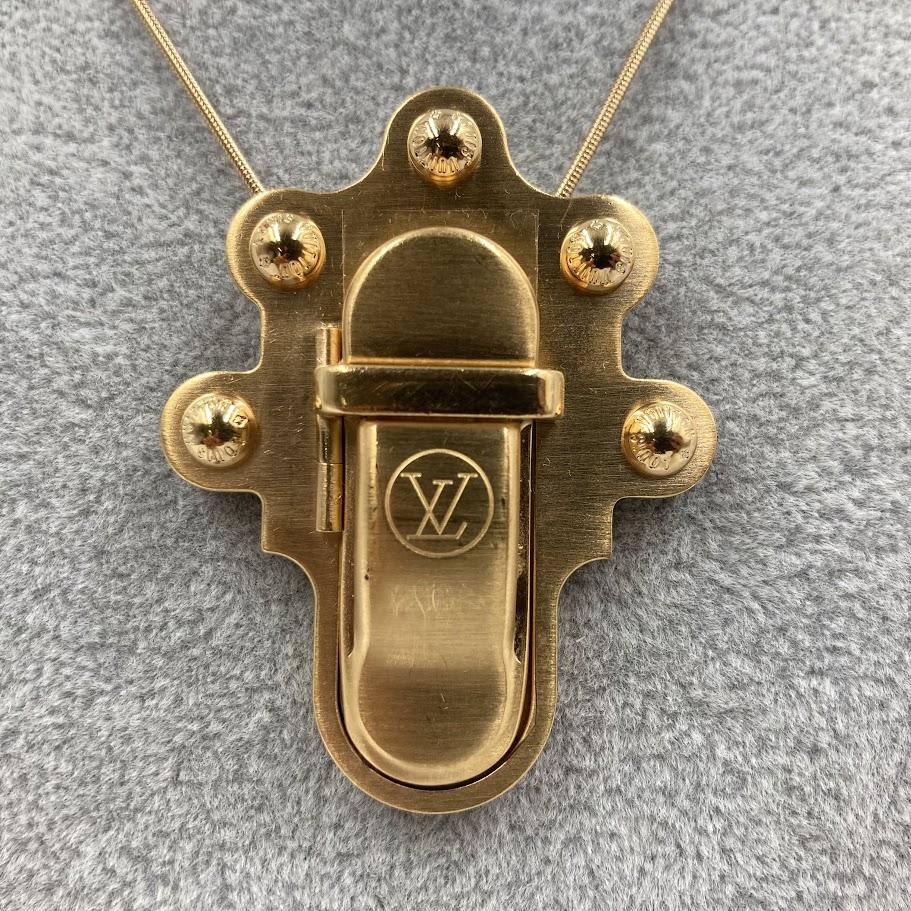 LOUIS VUITTON ルイ・ヴィトン LVロゴ ロックモチーフ ネックレス ゴールドカラー