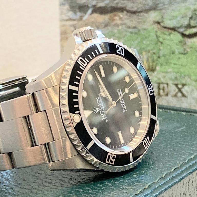 ROLEX 14060 サブマリーナ