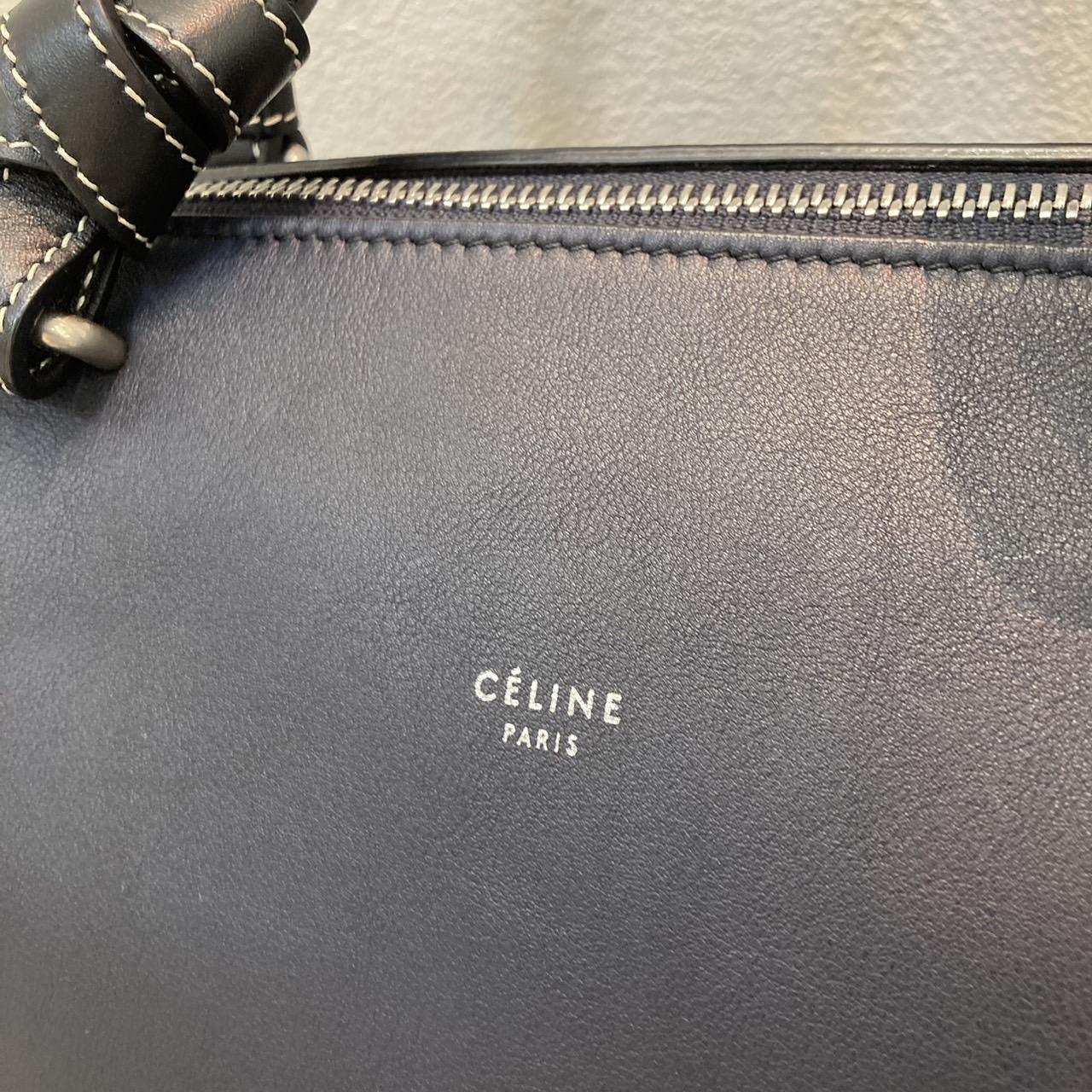 CELINE　スモールソフトキューブ ショルダーバッグ ネイビー
