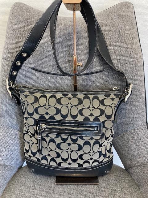 コーチ 9362 シグネチャーショルダーバッグ