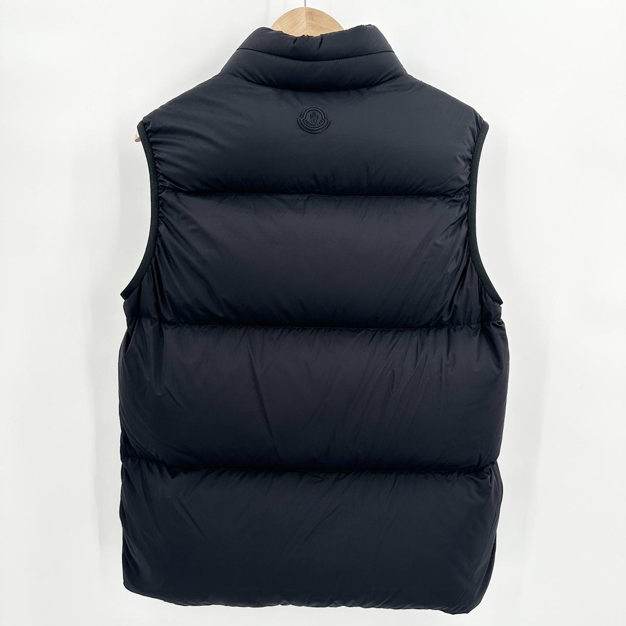 MONCLER　AMAK　ダウンベスト