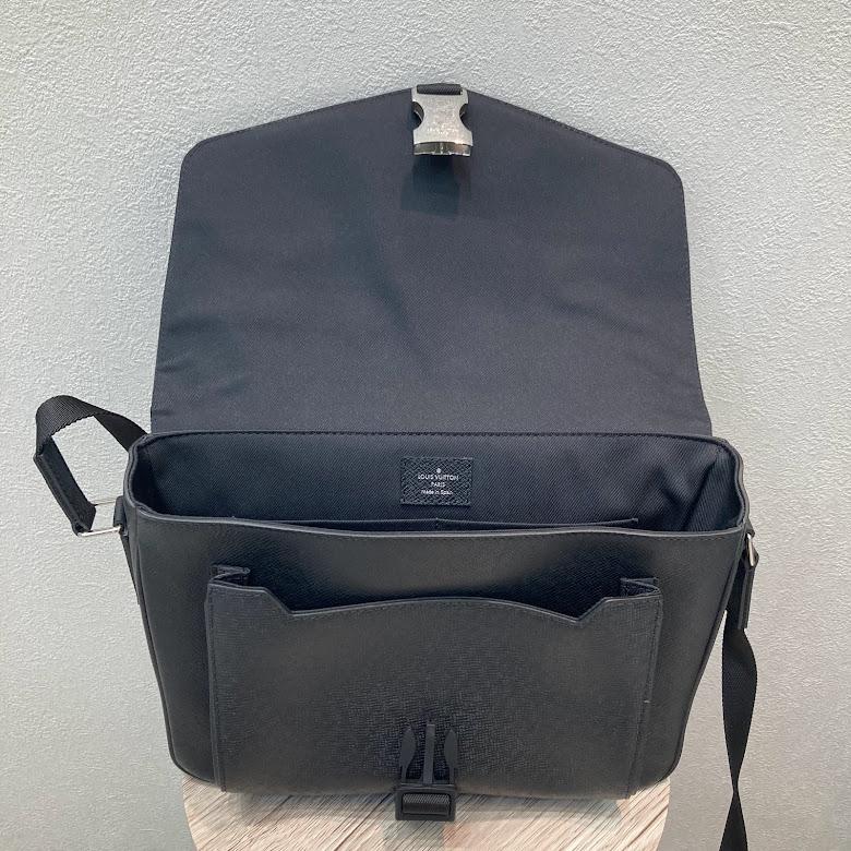 ルイヴィトン　メッセンジャー　タイガラマ　M30746