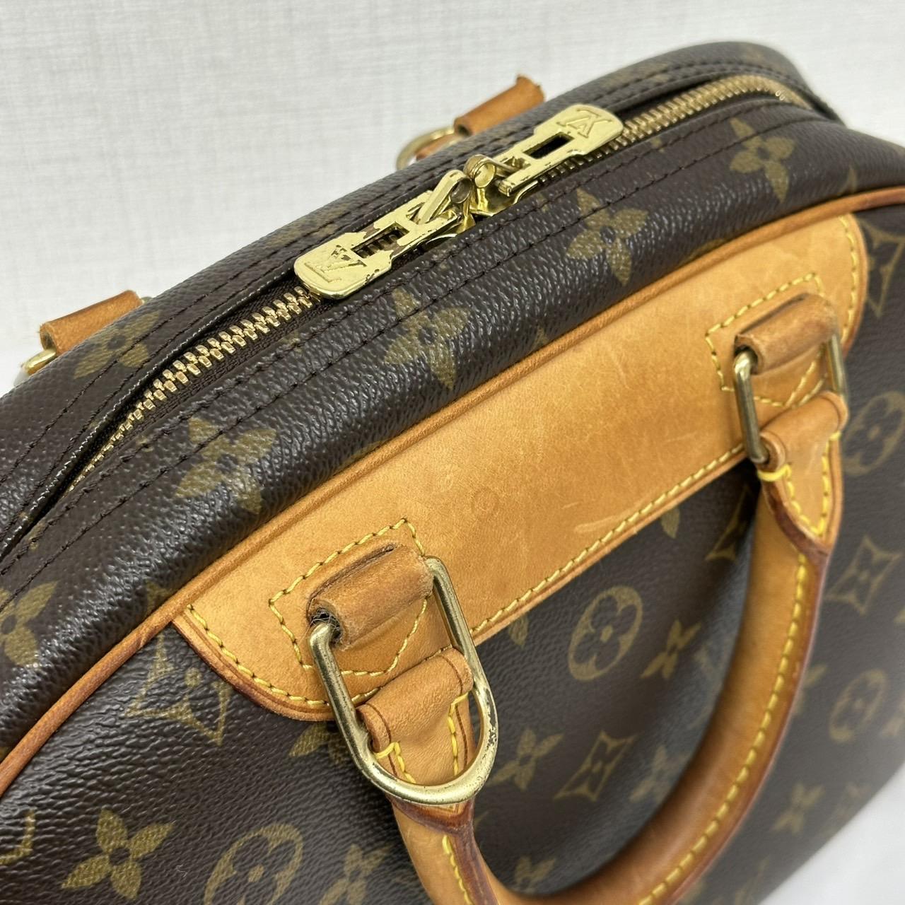Louis Vuitton トゥルーヴィル