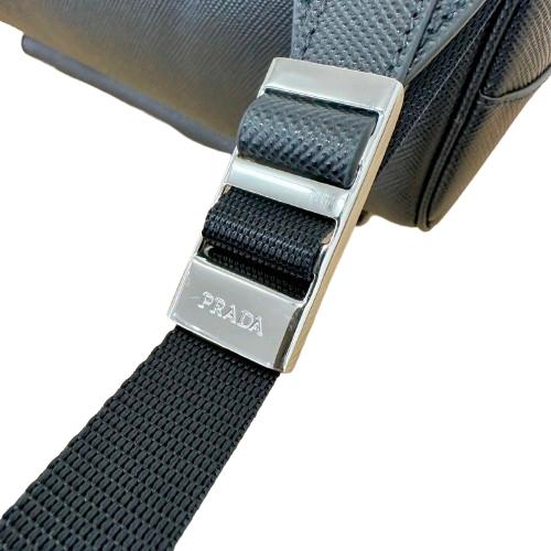 PRADA プラダ サフィアーノ ブラックレザーバックパック 2VZ102