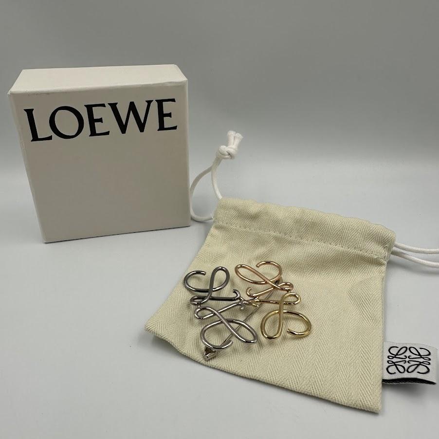 ロエベ LOEWE アナグラム ブローチ