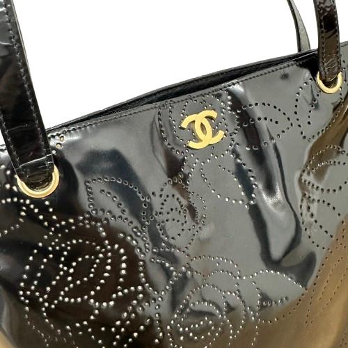 CHANEL シャネル カメリア パンチング エナメルレザー トートバッグ 8046732