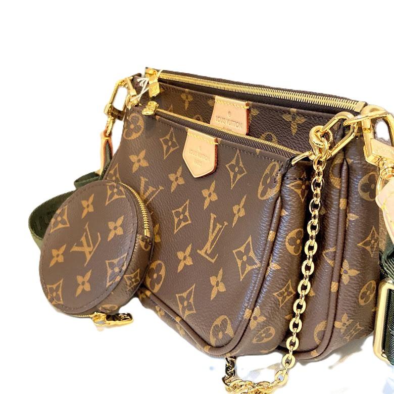 ルイヴィトン M44813ミュルティポシェットアクセソワール