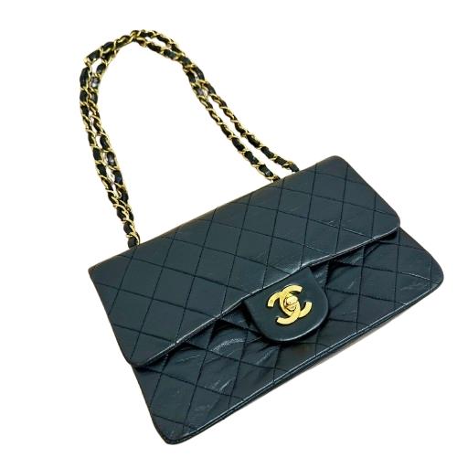 CHANEL シャネル マトラッセ23 ダブルフラップ ラムスキン チェーンショルダーバッグ