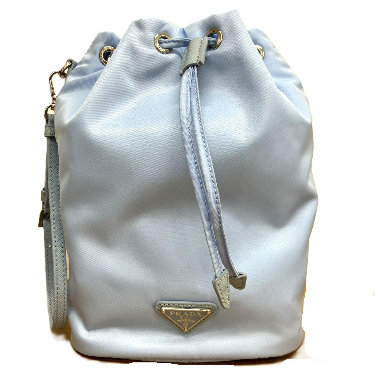 PRADA　リナイロンポーチ