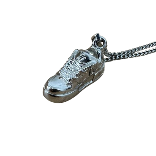 Louis Vuitton ルイヴィトン M01388 ペンダント・LV トレイナー スニーカー ネックレス