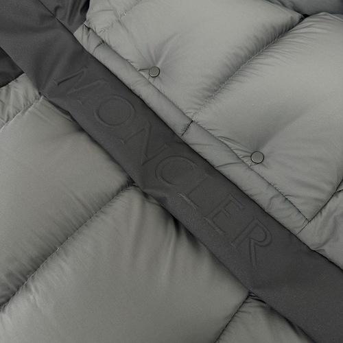 MONCLER マデイラ ダウンジャケット