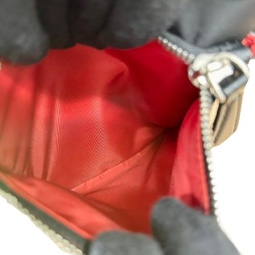 FENDI フェンディ モンスター ボディバッグ ブラックレザー 7VZ033