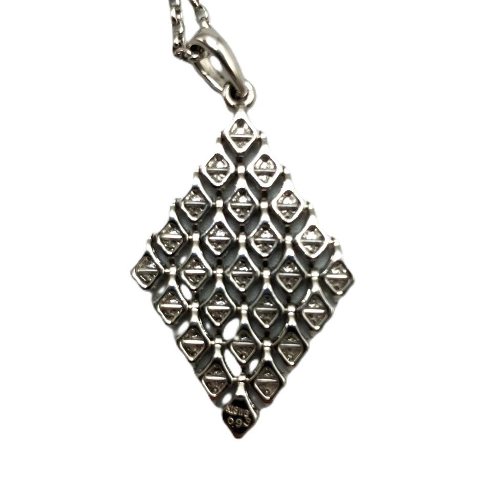 K18WG ダイヤペンダントネックレス D0.92ct 9.5g