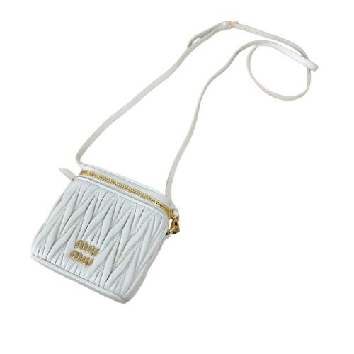 miu miu ミュウミュウ マトラッセ マイクロショルダーバッグ