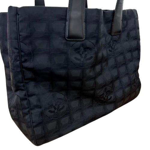 CHANEL シャネル ニュートラベルライン ナイロン ブラック