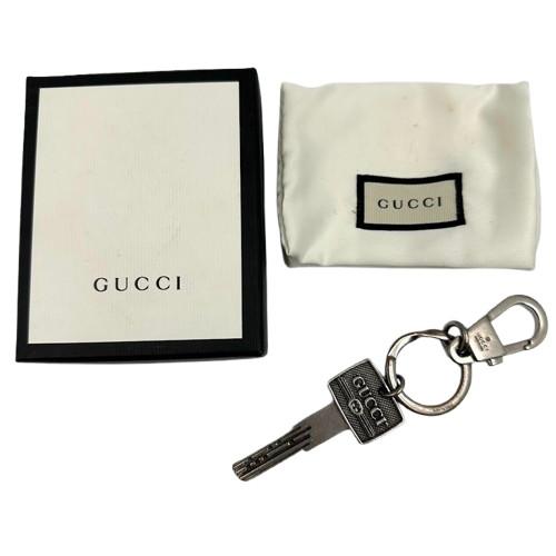 GUCCI グッチ　キーロゴ　キーリング
