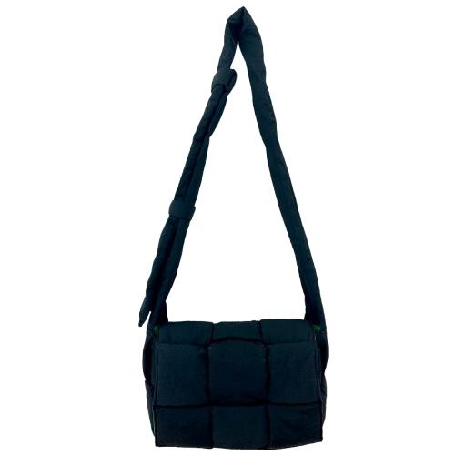 BOTTEGA VENETA ボッテガヴェネタ パデッドテック カセット マキシイントレチャート ショルダーバッグ