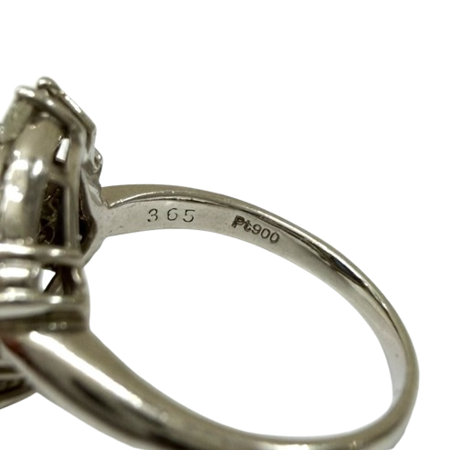 Pt900 S3.65ct D0.83ct リング