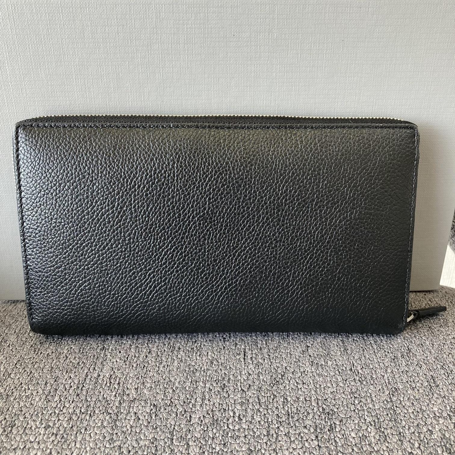 バレンシアガ　655927 ラウンドジップ長財布