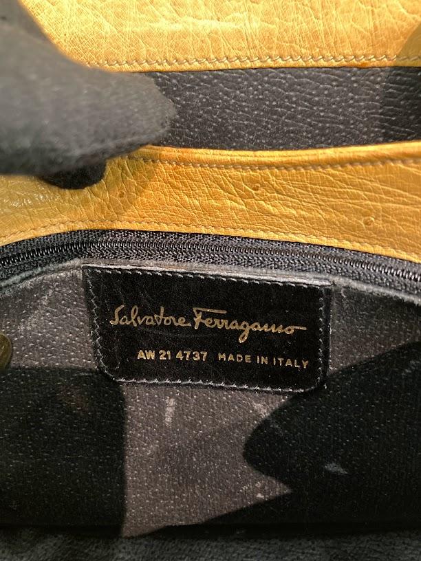 Salvatore Ferragamo オーストリッチ　ショルダーバッグ